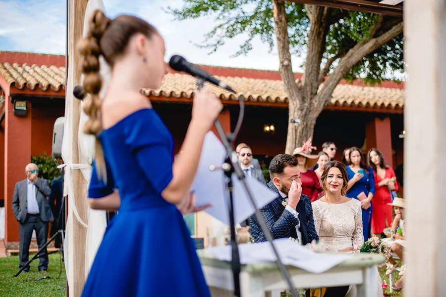 Ejemplo de fotos antes y después de ser editadas por el fotógrafo de Bodas con Arte Moisés García